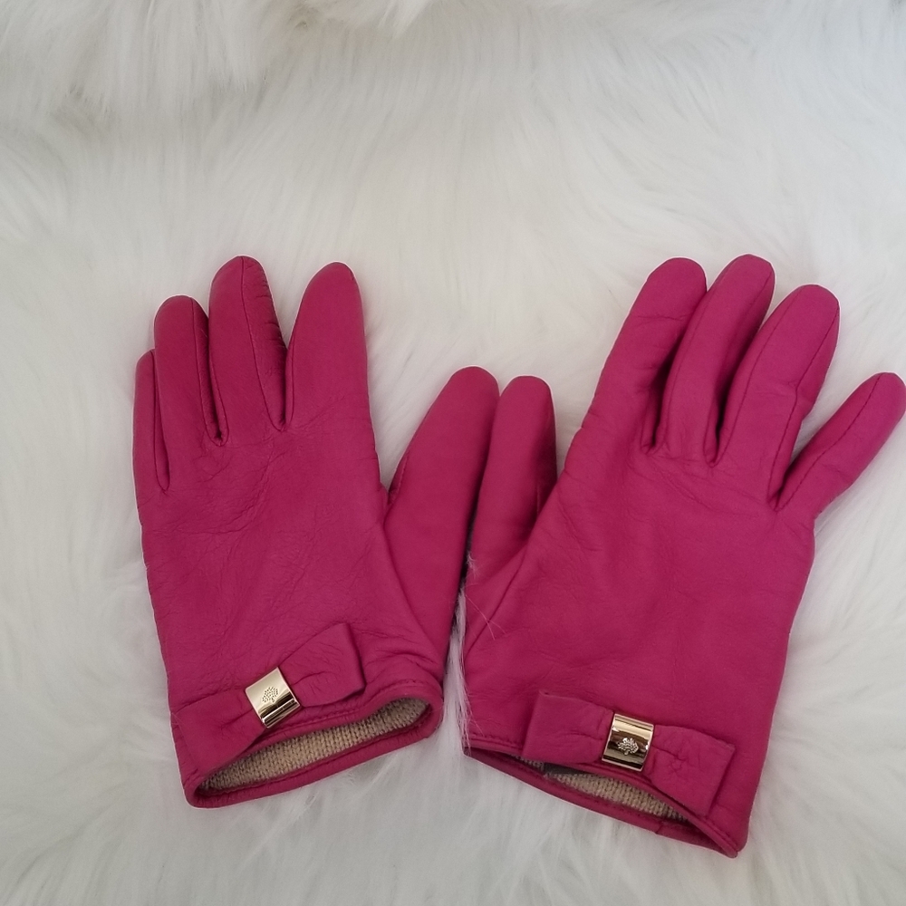 Gloves